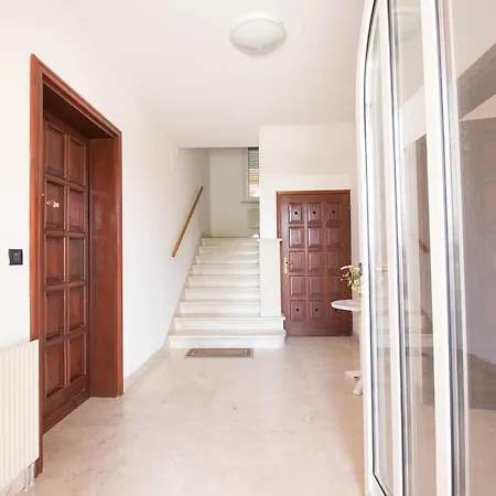 Apartment Sonja *