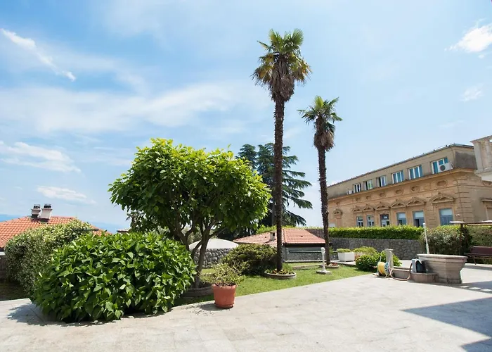 Sonja أوباتيا