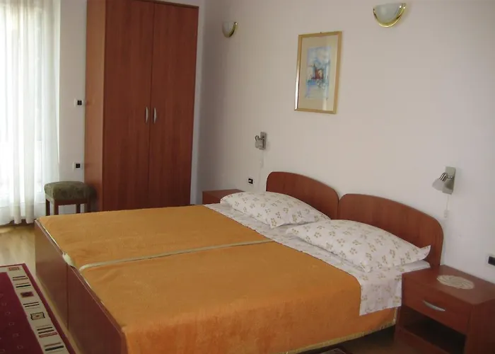 Sonja Apartment *